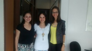 Kerilin, farmacêutica clínica colaboradora Marianne e Rafaela